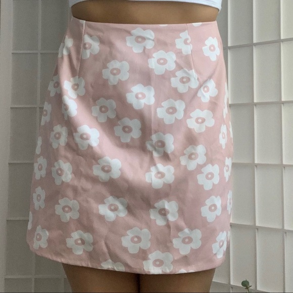 shein pink floral mini skirt - Picture 8 of 11